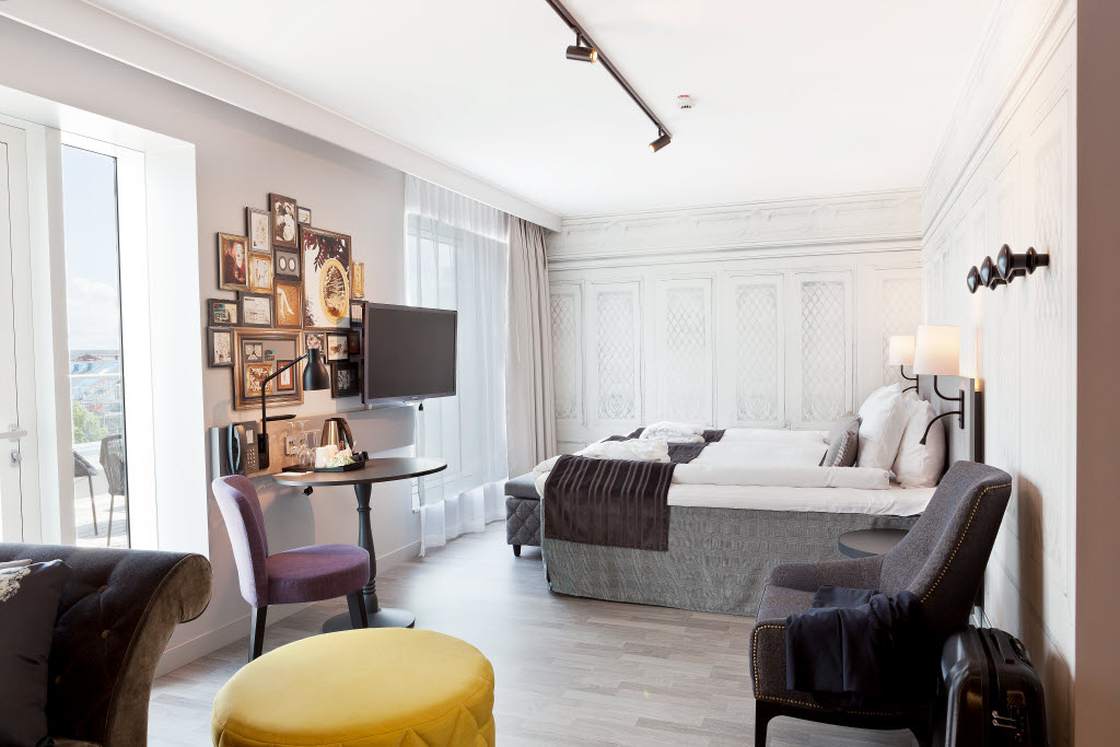 Copyright: : Niklas Andersson Photo, Nedre Matrosgatan 3, lgh 1101, 413 15 Goteborg, 0708-277713, niklasanderssonphoto@gmail.com Scandic Rubinen, superior extra room